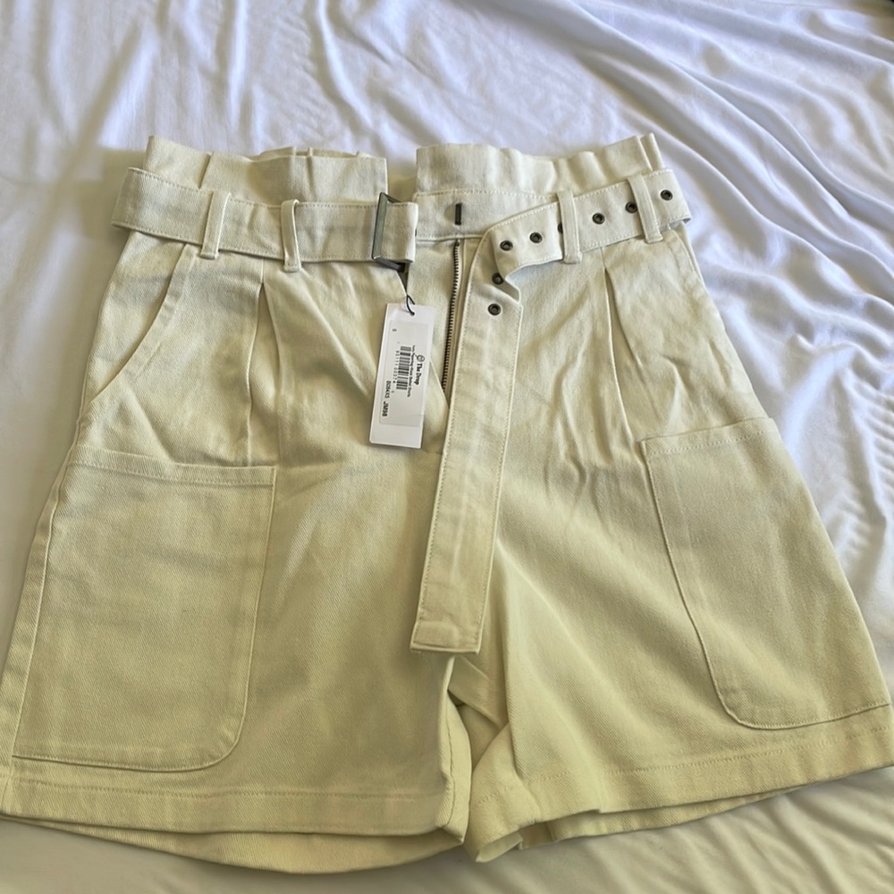 Ivory paperbag-waist belted shorts